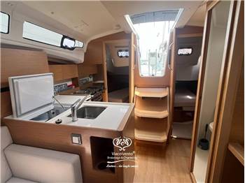 JEANNEAU SUN ODYSSEY 350