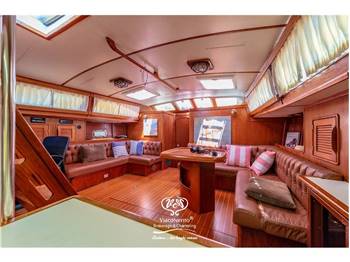 IRWIN YACHTS 54