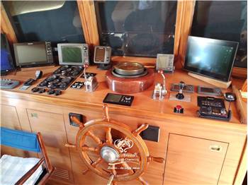 SICNA BY CAMPER & NICHOLSON NAVETTA POPPA TONDA ACCIAIO