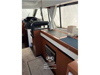 JEANNEAU NC 37