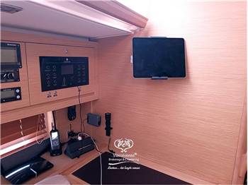 DUFOUR YACHT DUFOUR 530