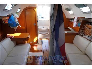 Beneteau First 31.7