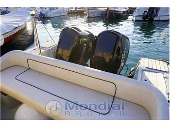 Boston Whaler BW Outrage 25