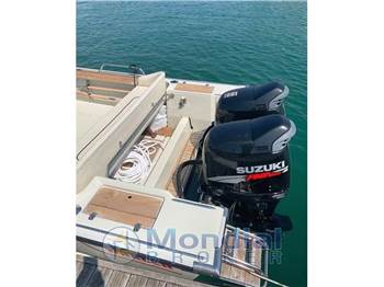 Boston Whaler BW Outrage 25