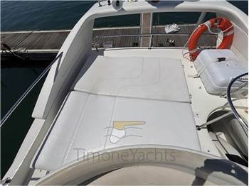 Azimut 46