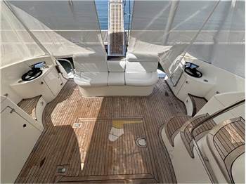 Azimut 46