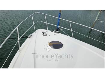 Azimut 46