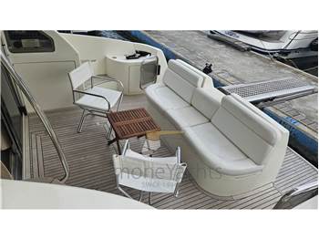Azimut 46