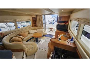 Azimut 46