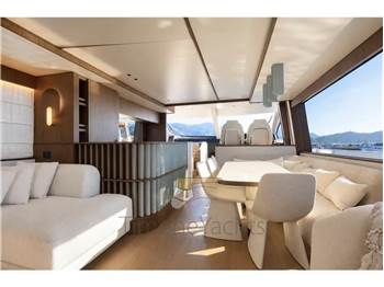 Azimut 72 Fly New