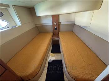 Azimut 42E