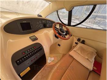 Azimut 42E