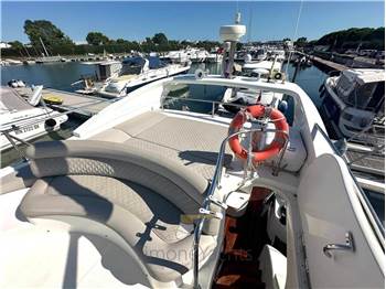 Azimut 46