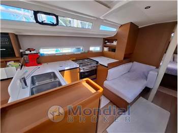 Jeanneau Sun Odyssey 410