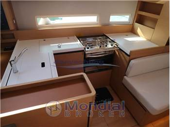 Jeanneau Sun Odyssey 410