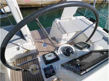 Beneteau Oceanis 37 Limited Edition