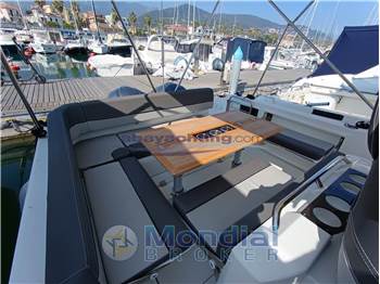 Jeanneau CAP CAMARAT 9.0 WA