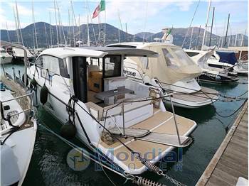 Sealine Yachts Sealine C330