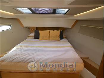 Sealine Yachts Sealine C330