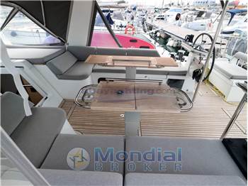 Beneteau OCEANIS 54