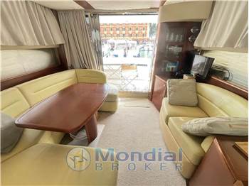 Princess Yachts 42 Fly