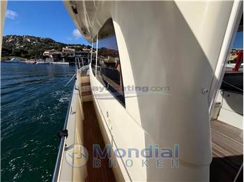 Greenline Yachts Greenline 33 Hybrid