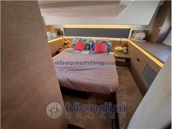Prestige 420 Flybridge Line