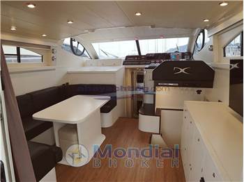 Dellapasqua DC 12 SL Flybridge