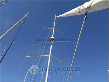 Beneteau OCEANIS 38.1