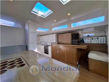 CN Yacht 2000 Felci FY61