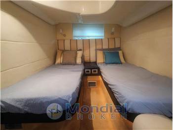 Cranchi MEDITERRANEE 47 HARD TOP