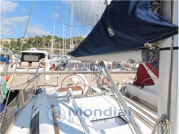 Beneteau OCEANIS 37