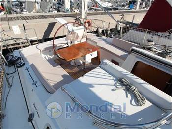 Beneteau OCEANIS 37