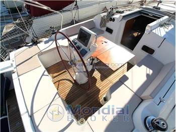 Beneteau OCEANIS 37