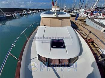 Greenline Yachts Greenline 33 Hybrid