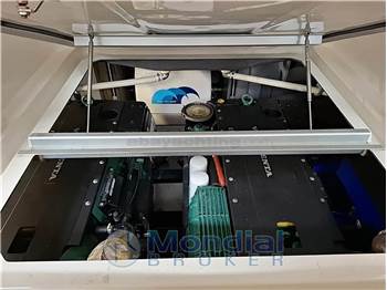 Cranchi M44 HT - M 44/2 HT