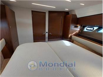 Bavaria 40 R Fly - R40 Fly