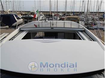 Jeanneau NC 33