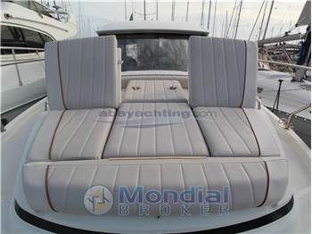 Jeanneau NC 33