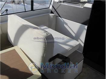 Jeanneau NC 33