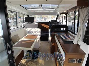 Jeanneau NC 33