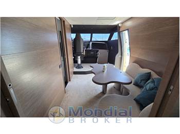 Maiora 24