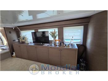 Maiora 24