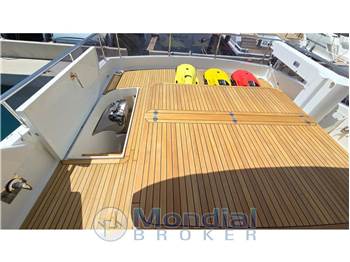 Maiora 24
