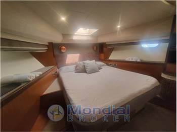 Ferretti Yachts 630