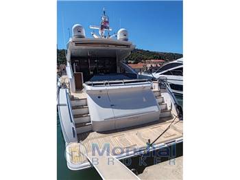 Princess V72
