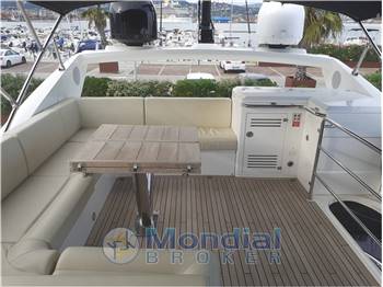 Sunseeker 68 Sport Yacht