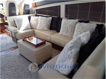 Sunseeker 68 Sport Yacht