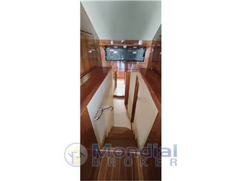 Bertram 630 Convertible