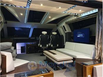 Galeon 700 Skydeck